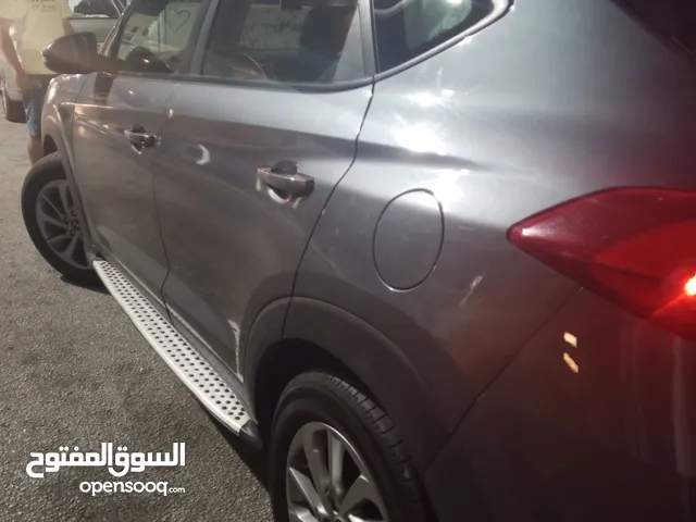 هونداي توسان لحالة الوكالة ماشية فقط 93