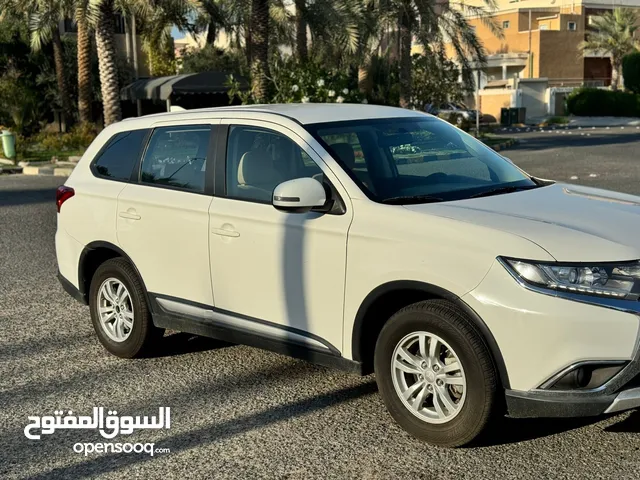 Mitsubishi Outlander 2018 in Kuwait City