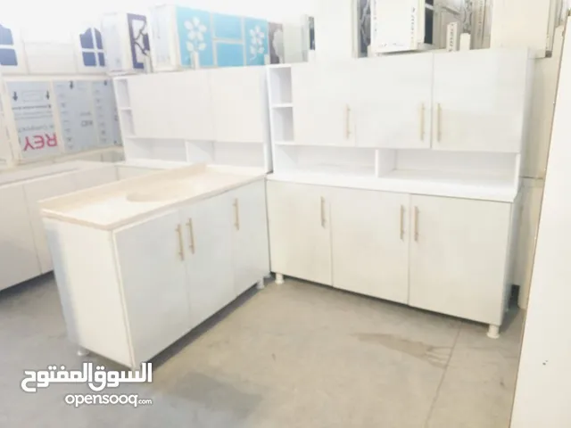 كاونتر MDF قياس مترين ارضي وملحق مع سنك قياس متر و 20 سم مرمر