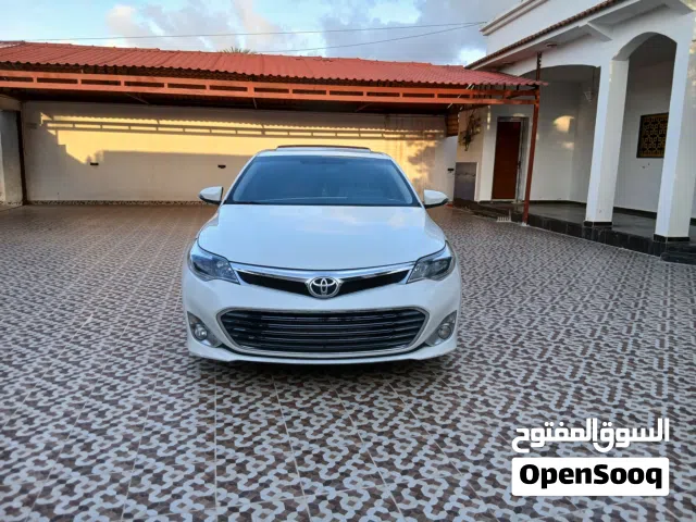 تويوتا افالون قمة في النظافة