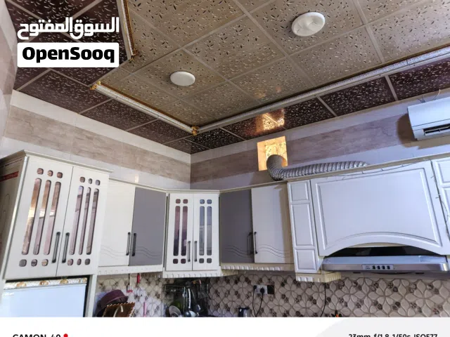 200 m2 2 Bedrooms Townhouse for Sale in Basra Tannumah