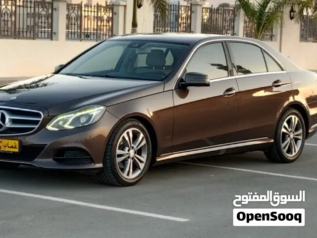 Mercedes Benz E200 2106 زواوي (Oman specs)