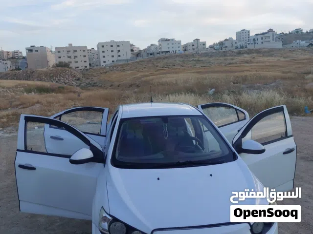 2013 شيفروليه سونيك Base
