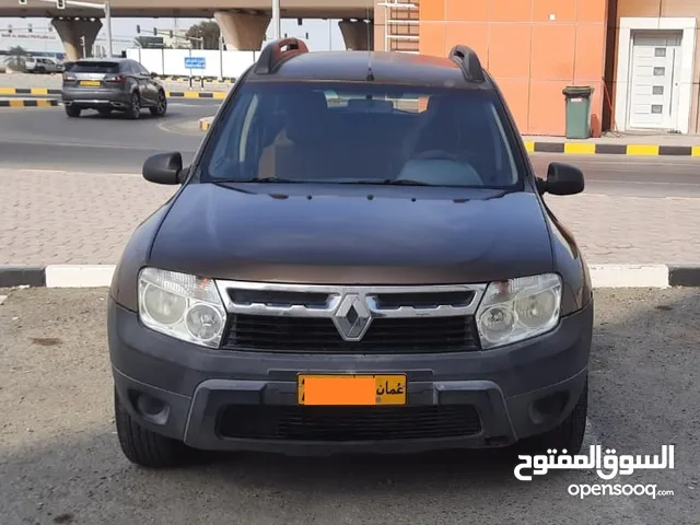 Brown 2014 Renault Duster in Sohar for Urgent Sale !