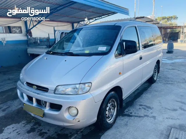 هيونداي استاركس