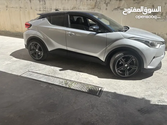 جنط ل تويوتا chr للبيع او للبدل ع جنطها