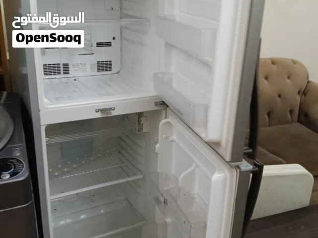 Sharp 281 liter refrigerator