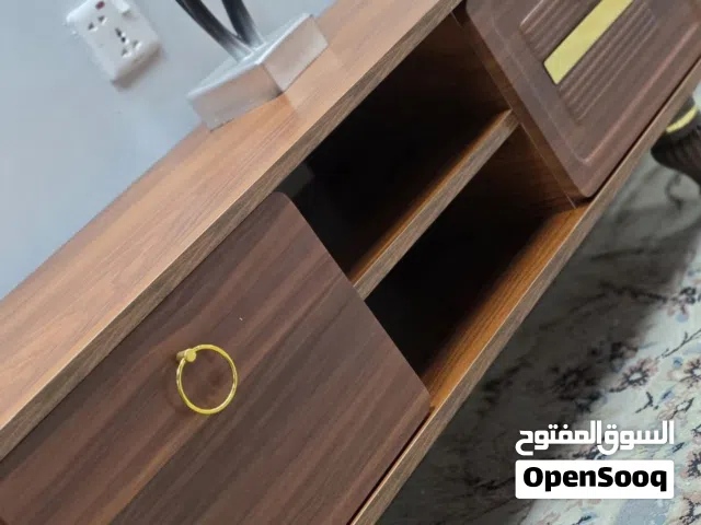 ميز بلازما بتصميم مودرن حديث والوان مميزه وقياسات 100/120/140