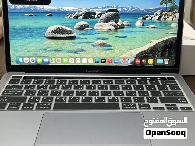 ماك بوك برو 2022 بحالة الوكالة
