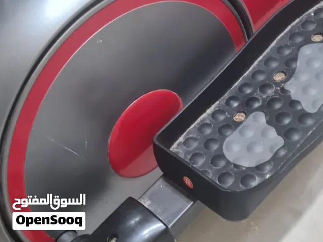 للبيع جهاز رياضي يتحمل وزن   220  استخدام  شخصي  جديد  السعر الشراء 260   سعر البيع 60