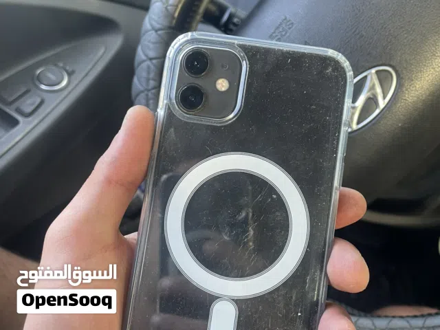Apple iPhone 11 64 GB in Tripoli