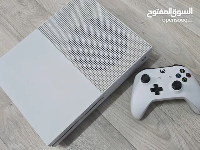 Xbox One s with controller for sale