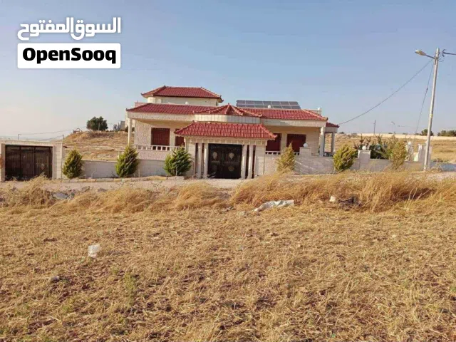 600 m2 More than 6 bedrooms Villa for Rent in Irbid Aydoun