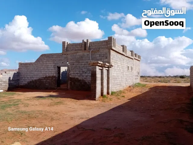 السلام عليكم  عرض ممتاز لناس بسعر كزيوني لي تبي الراحه من دوشه ارض بي مساحة 710 التفصيل مبني عليها م
