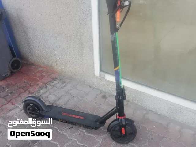 اسكوتر كهرباء للبيع  ابوظبى استعمال راقى