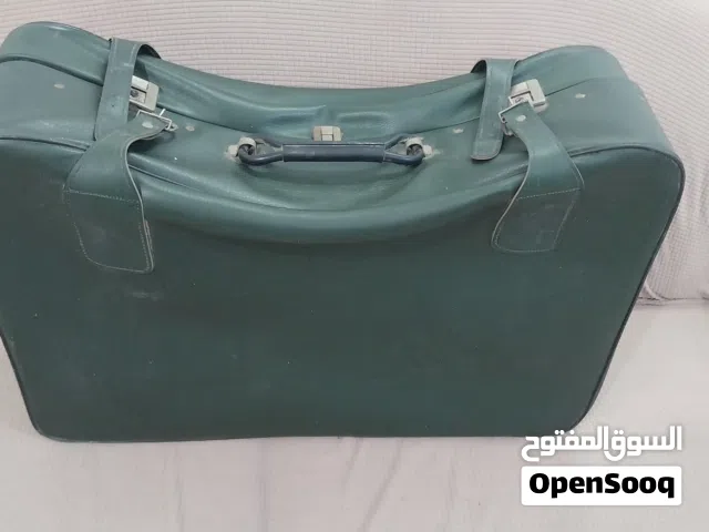 حقيبة سفر صناعة قديمة للبيع الواحدة