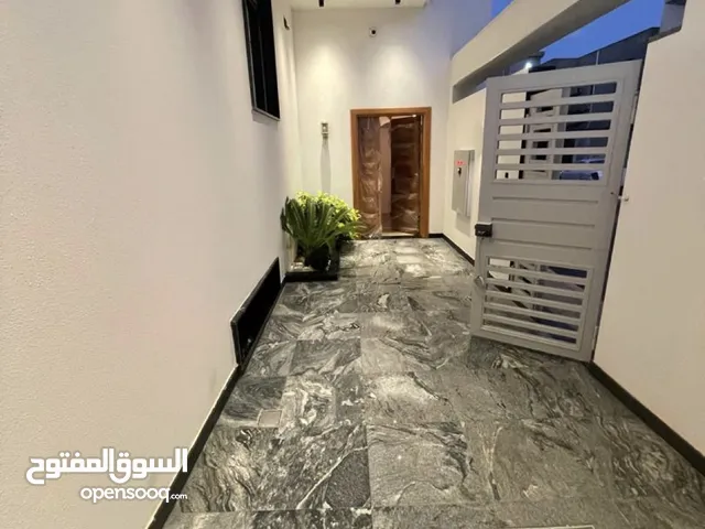 750m2 4 Bedrooms Villa for Sale in Tripoli Al-Hashan