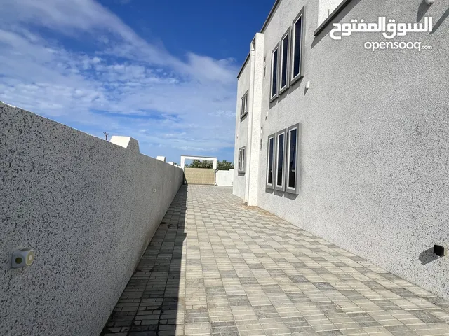 364 m2 More than 6 bedrooms Townhouse for Rent in Al Batinah Al Khaboura