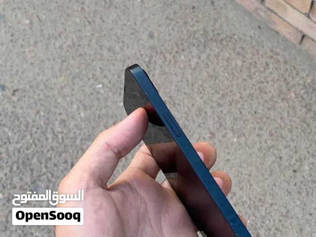 ايفون 13 بطاريه 84% مساحه 128 وتر بروف مش مغير اي حاجه خالص ضريبه