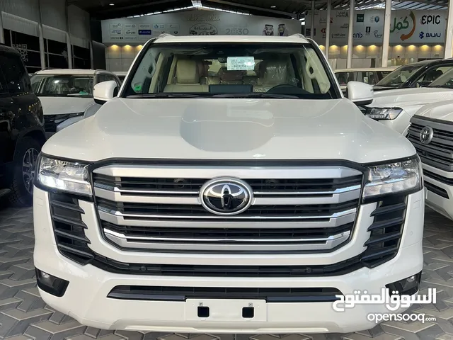 Toyota Land Cruiser 2024 in Al Riyadh