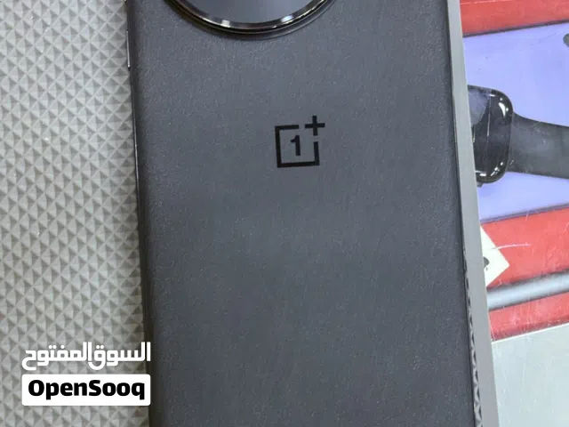 OnePlus 13 1 TB in Hawally