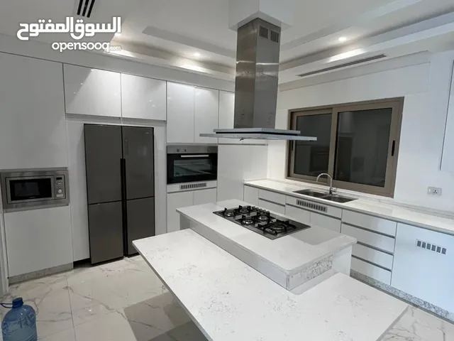 260 m2 3 Bedrooms Apartments for Rent in Amman Deir Ghbar