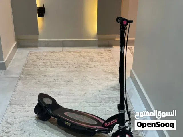سكوتر Razor شحن كهربائي لأطفال