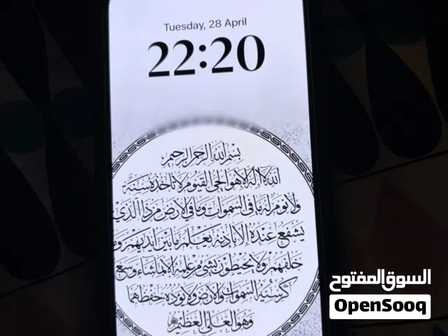 ايفون 12 برو أزرق مستعمل بحالة جيدة بسعة 256 جيجابايت