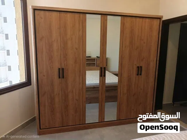 غرفة نوم كاملة بحالة ممتازة