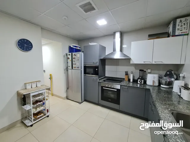 Spacious Seaview 3 Bedroom Apartment in Qurm