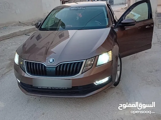 سيارة سكودا اوكتافيا للبيع كاش فقط