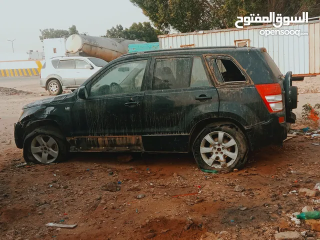 لإصحاب التشليح وعشاق السوزوكي...جراند فيتار (أسطورة ) 2007 عرررررررطه فيها المكينة خربانة