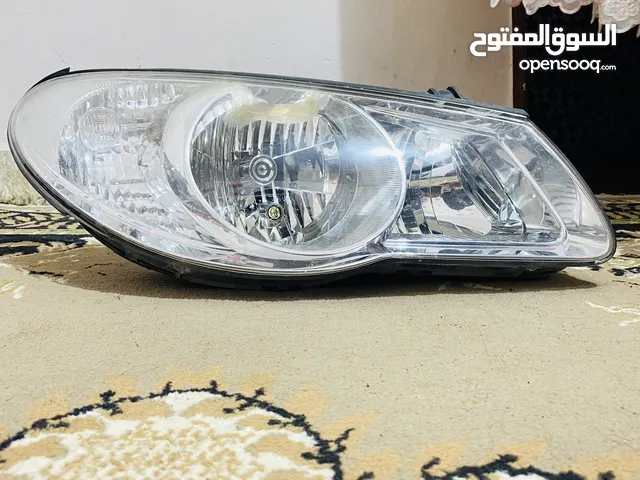 فانوس يمين هيونداى الينترا 2008 اصلى خلع