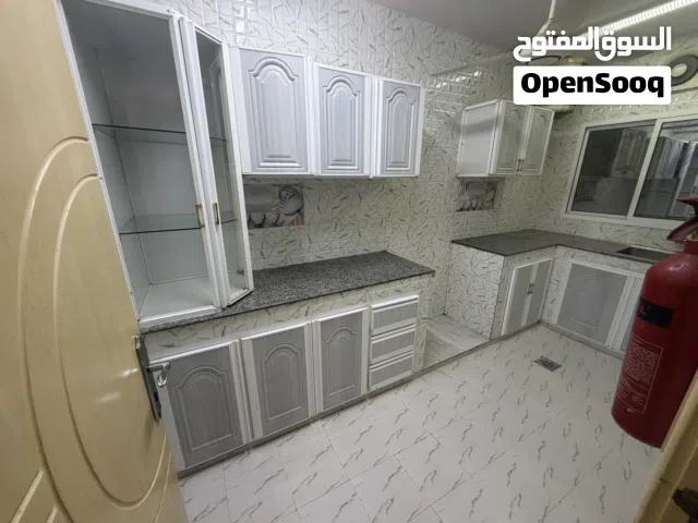 للعوائل شقة فاخرة بالموالح قريب عيادة احمد للاسنان به مصعد