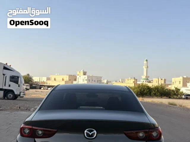 2022 مازدا 3 S Preferred