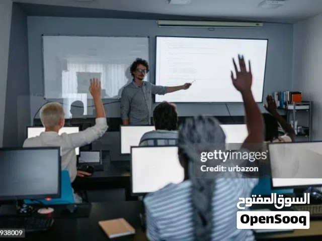 مدرس في الحاسوب IT والبرمجة والشبكات خبرة في جامعات الامارات IT