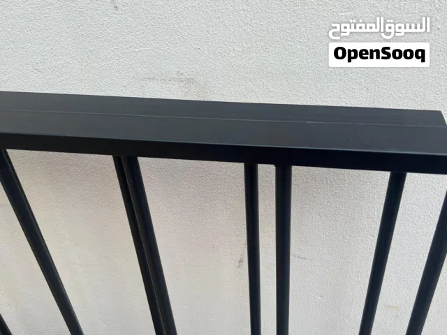 سرير حديدي للبر