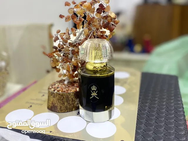 عطور الشيخ لنوادر العود عطور ونوادر من الهدايا السلطانيه حطب عود ليس له مثيل دهن عود من ك الأصناف