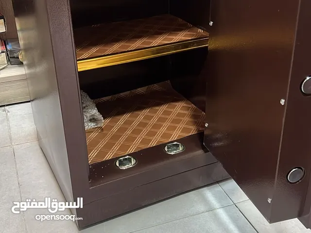 خزنه 60 كيلوغرام مع طول 60 سم رفوف ثنين ضد الحريق اصلي