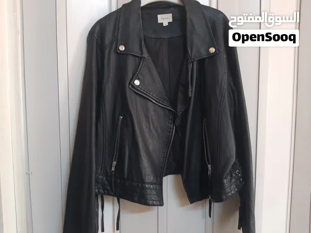 جاكيت جلد أسود