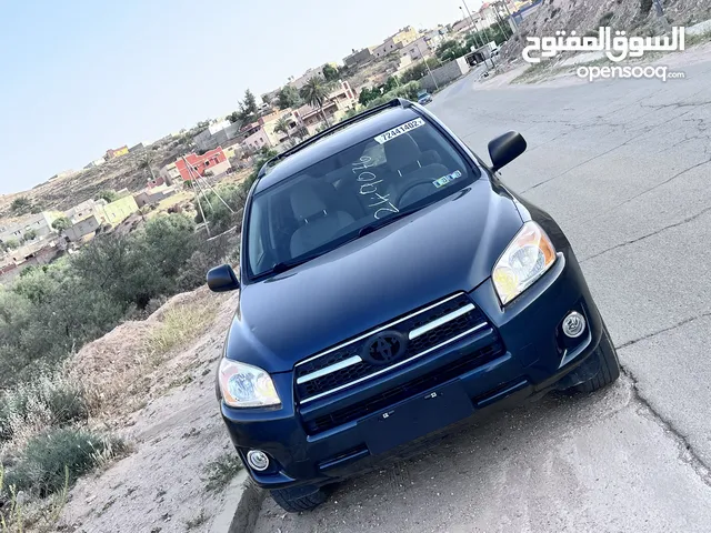 Used Toyota RAV 4 in Gharyan