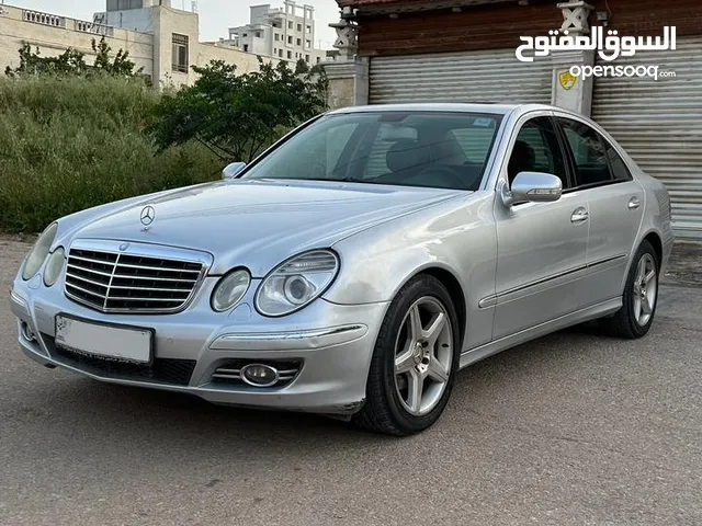 Mercedes E200 2009