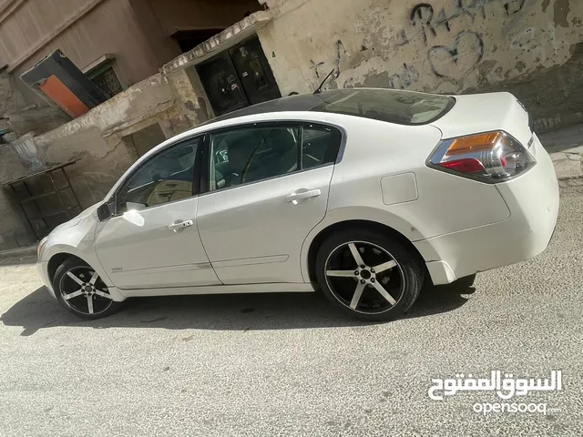 نيسان التيما هايبرد 2010 للبيع