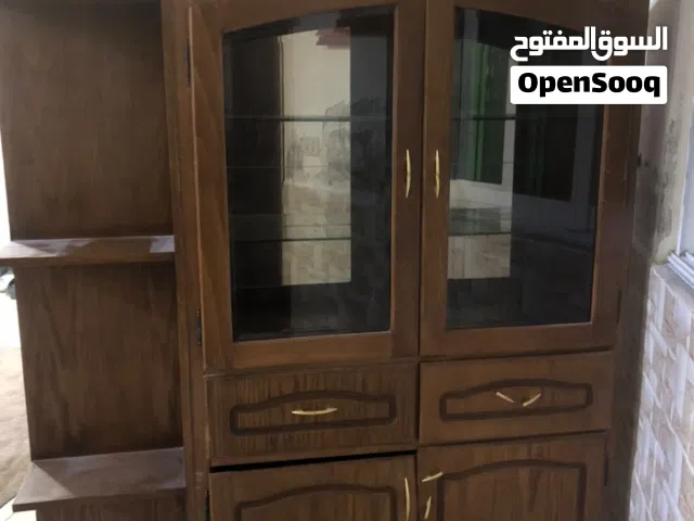 خزانة عرض خشبية متعددة الاستعمالات
