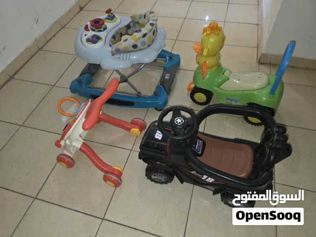 أغراض اطفال 4 قطع + عربانة joie