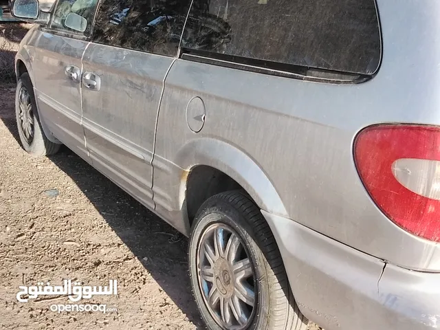 Used Chrysler Grand Voyager in Benghazi