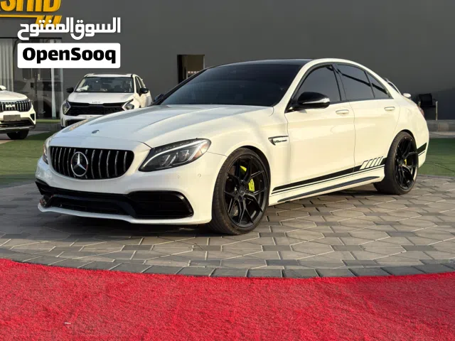 2015 مرسيدس بنز الفئة-C C 63 AMG