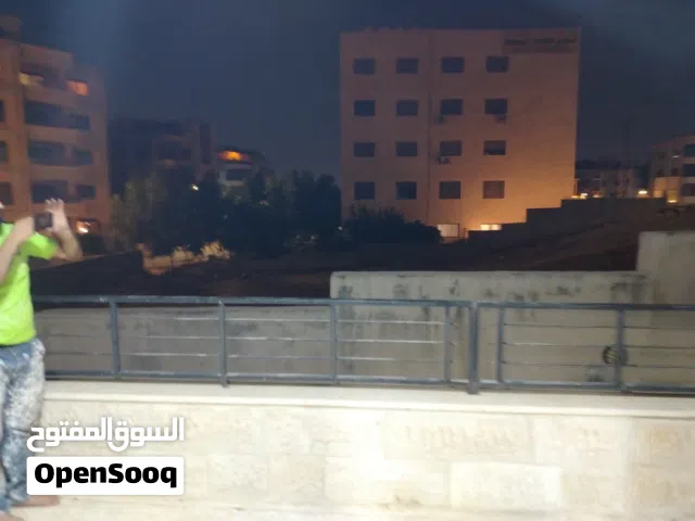 شقة للبيع مرج الحمام بالقرب من دوار الشوابكه