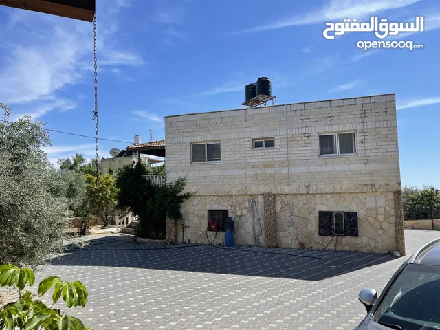 220 m2 More than 6 bedrooms Townhouse for Sale in Ramallah and Al-Bireh Bil'in