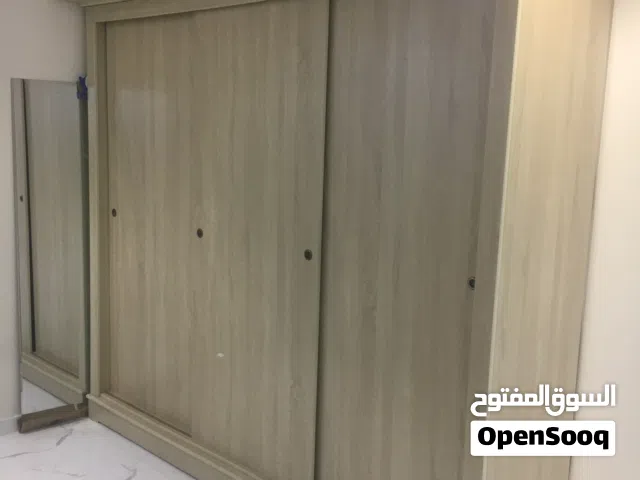 للبيع (غرفة نوم رئيسية + غرفة أطفال)